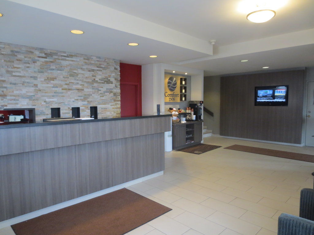 Comfort Inn Ватерлоо Экстерьер фото