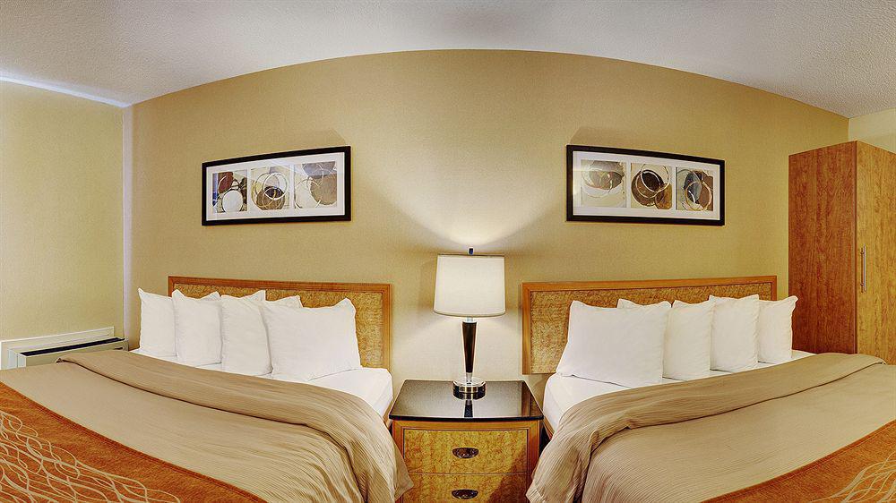 Comfort Inn Ватерлоо Экстерьер фото